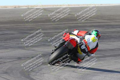 media/Jan-04-2025-Race Pace (Sat) [[691f78c490]]/2-Bowl Backside Vested (10am)/
